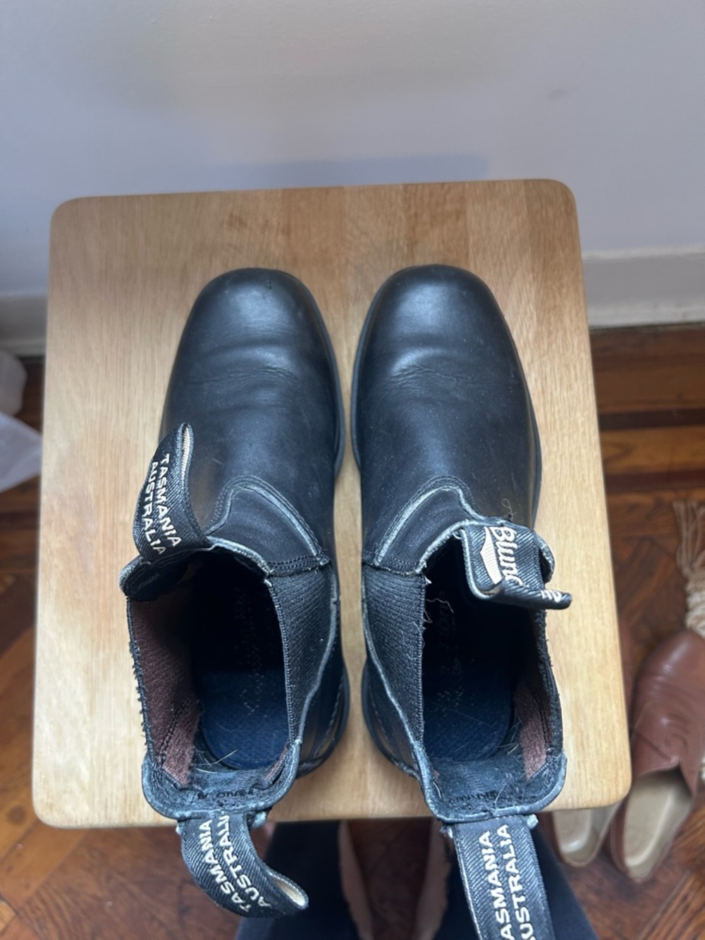 Blundstone Black Leather Boots - Picture 4 of 6